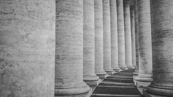 What is a pillar page? 10 pillar page examples to inspire your own