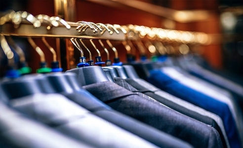 Top 5 uses of DAM for fashion