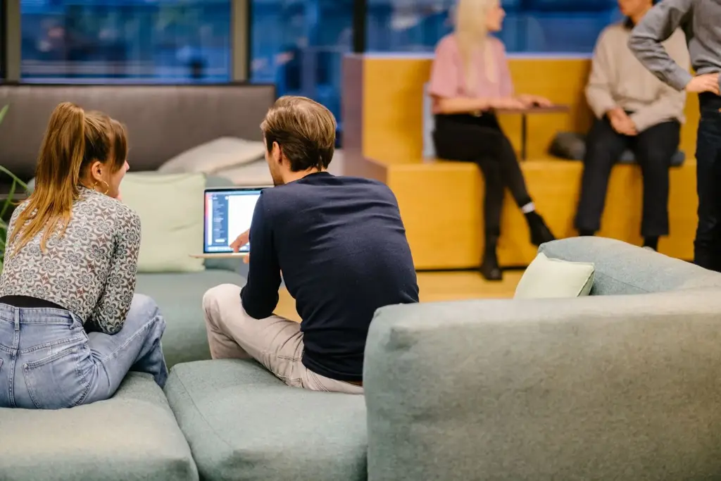 4 étapes clés pour un processus de révision du contenu qui assure qualité et efficacité