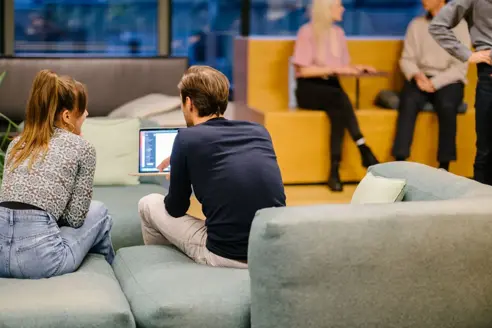 4 étapes clés pour un processus de révision du contenu qui assure qualité et efficacité