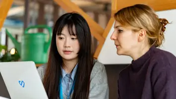 Die besten Canto Alternativen 2026: Wie schneidet die Lösung im Vergleich zu anderen DAM-Plattformen ab?