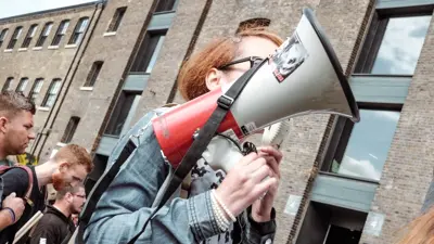 Een mondige nieuwe wereld: het verhaal achter merkactivisme en een veeleisend publiek