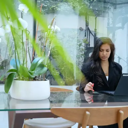 Bynder Customer Story: Schroders