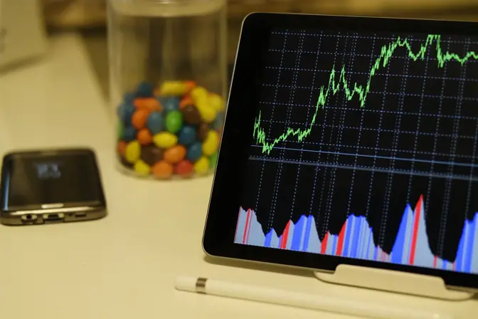 ROI durch Analysen und Berichterstattung demonstrieren