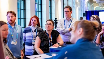 Peer-to-peer networking and roundtables